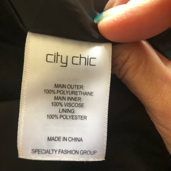 City Chic Trench Coat Sz XS 14 Black Vinyl Weave - Picture 12 of 13